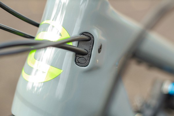 Cannondale Trigger cable routing
