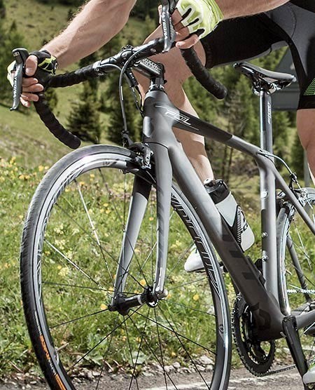 what to look for when buying a road bike