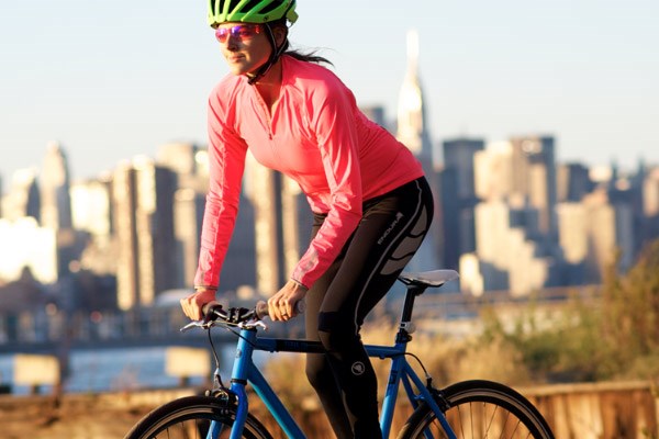 woman cycling in the city