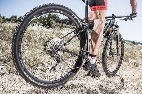 Mountain bike tyres