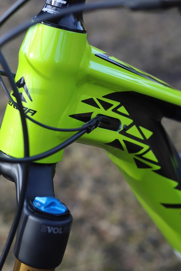 Merida eOne Sixty Smart Entry cable routing