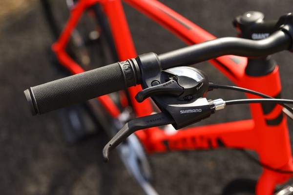 Giant Escape brake lever