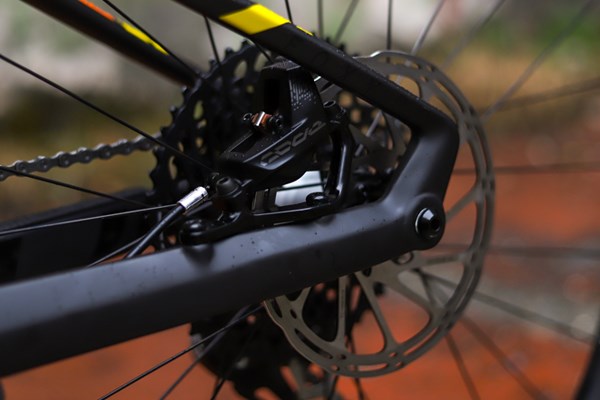 Mondraker Foxy Carbon rear triangle brake detail