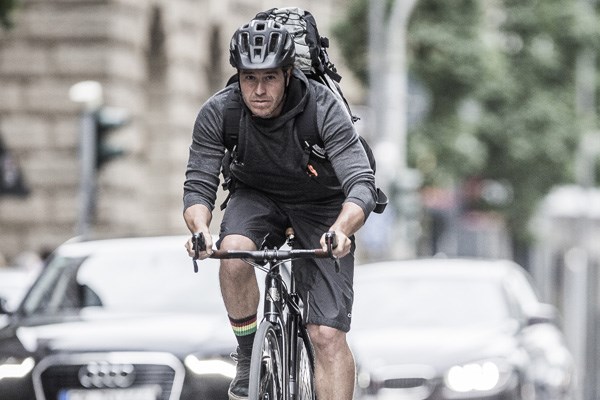 giro caden urban cycling helmet