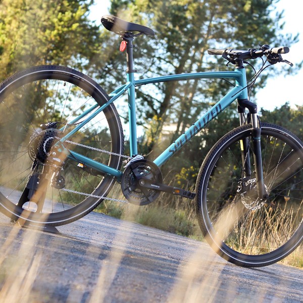 specialized crosstrail hydro disc 2019 hybrid bike