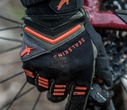 Sealskinz cycling gloves