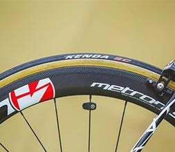 Kenda Road Tyres