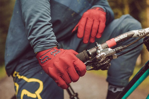 Loic Bruni wearing Fox DH trousers at Bike Park Wales