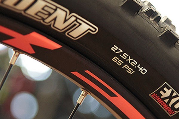 side wall of bike tyre showing max psi