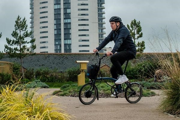 Brompton folding bike annimation