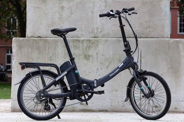 Side profile of Raleigh electric folding bike