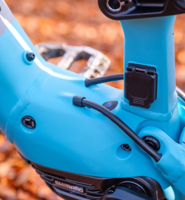 Orbea Rise EP8 RS motor and power button