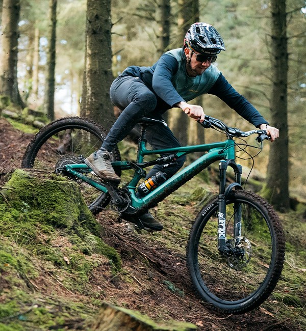 Specialized Levo SL Alloy riding down a steep slope 