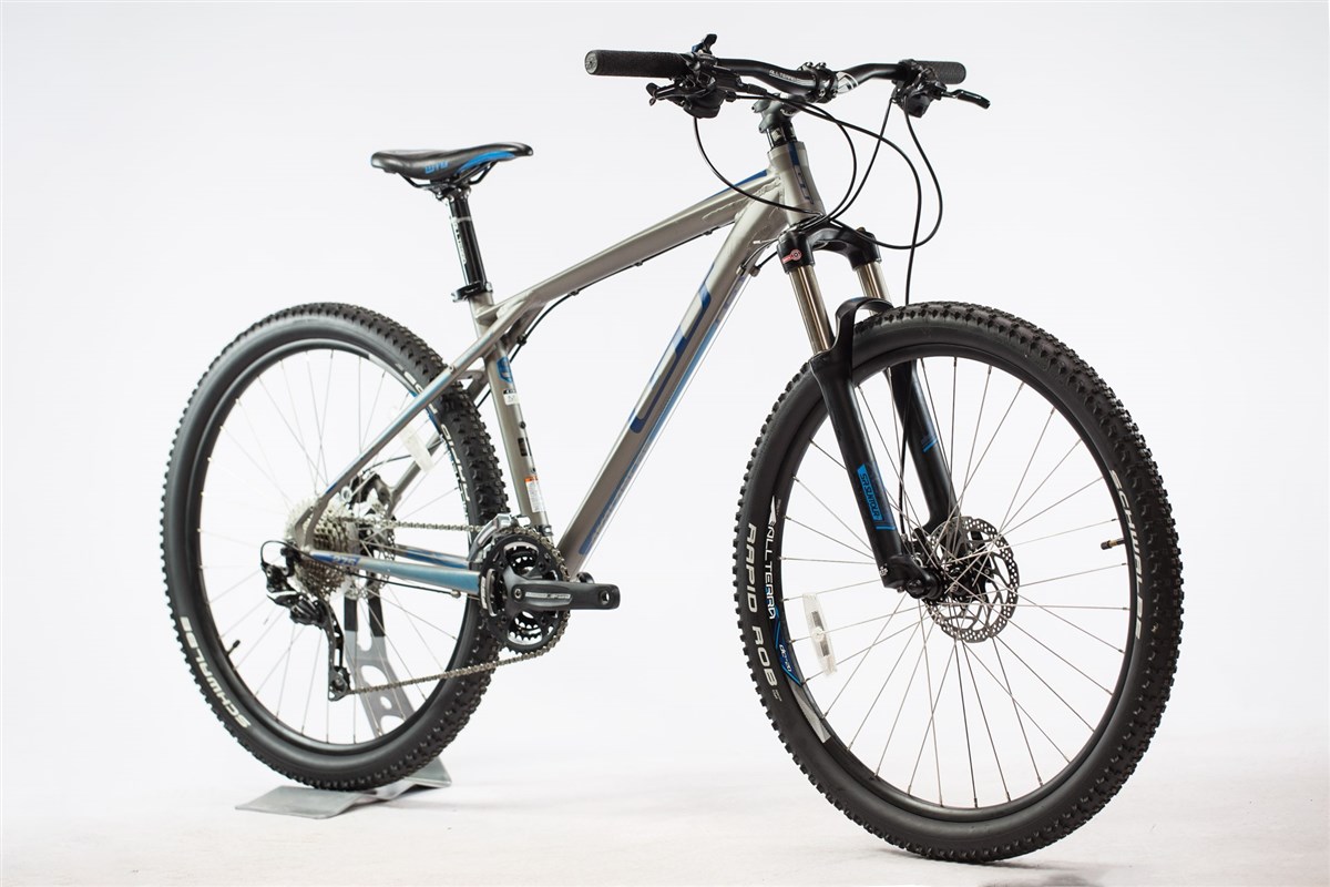 GT Avalanche Elite 27.5" - Nearly New - M - 2017 Mountain Bike product image