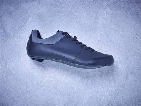 cube cycling shoes