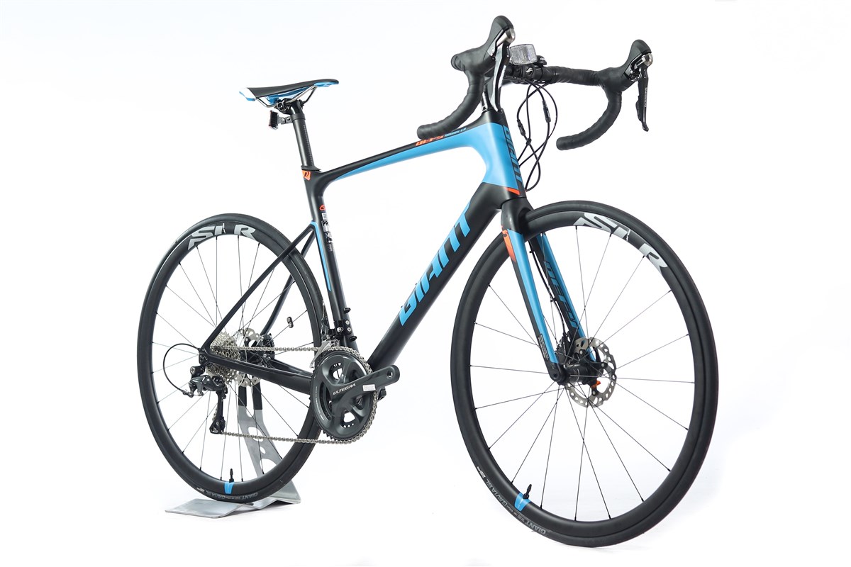 Giant Defy Advanced Pro 1 - Nearly New - M/L - 2017 Road Bike product image