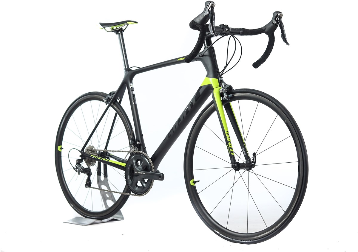 Giant TCR Advanced Pro 1 - Nearly New - L - 2017 Road Bike product image