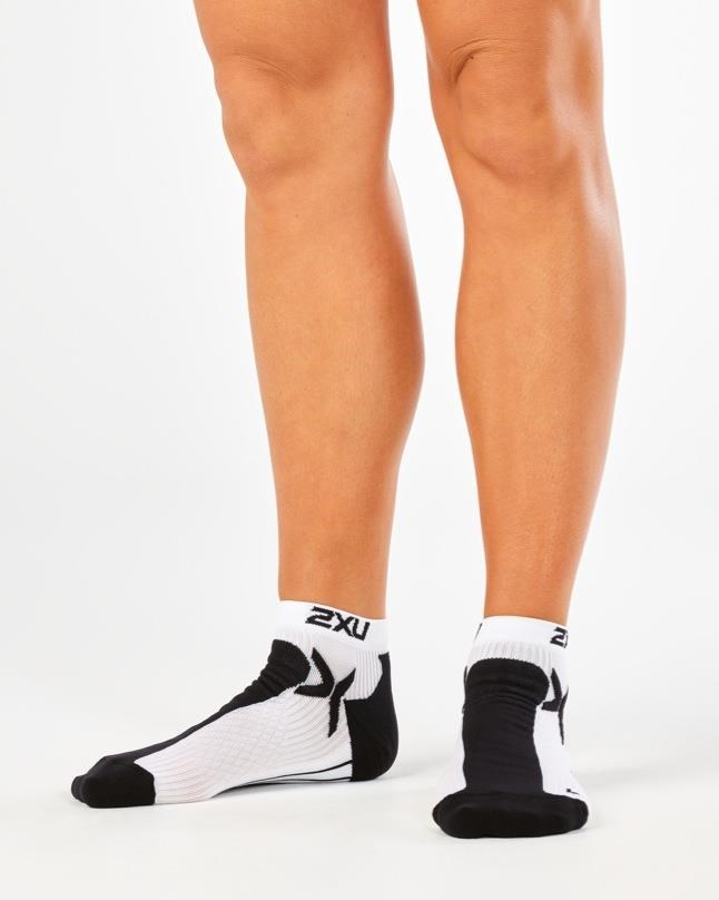 2XU Performance Womens Low Rise Socks product image
