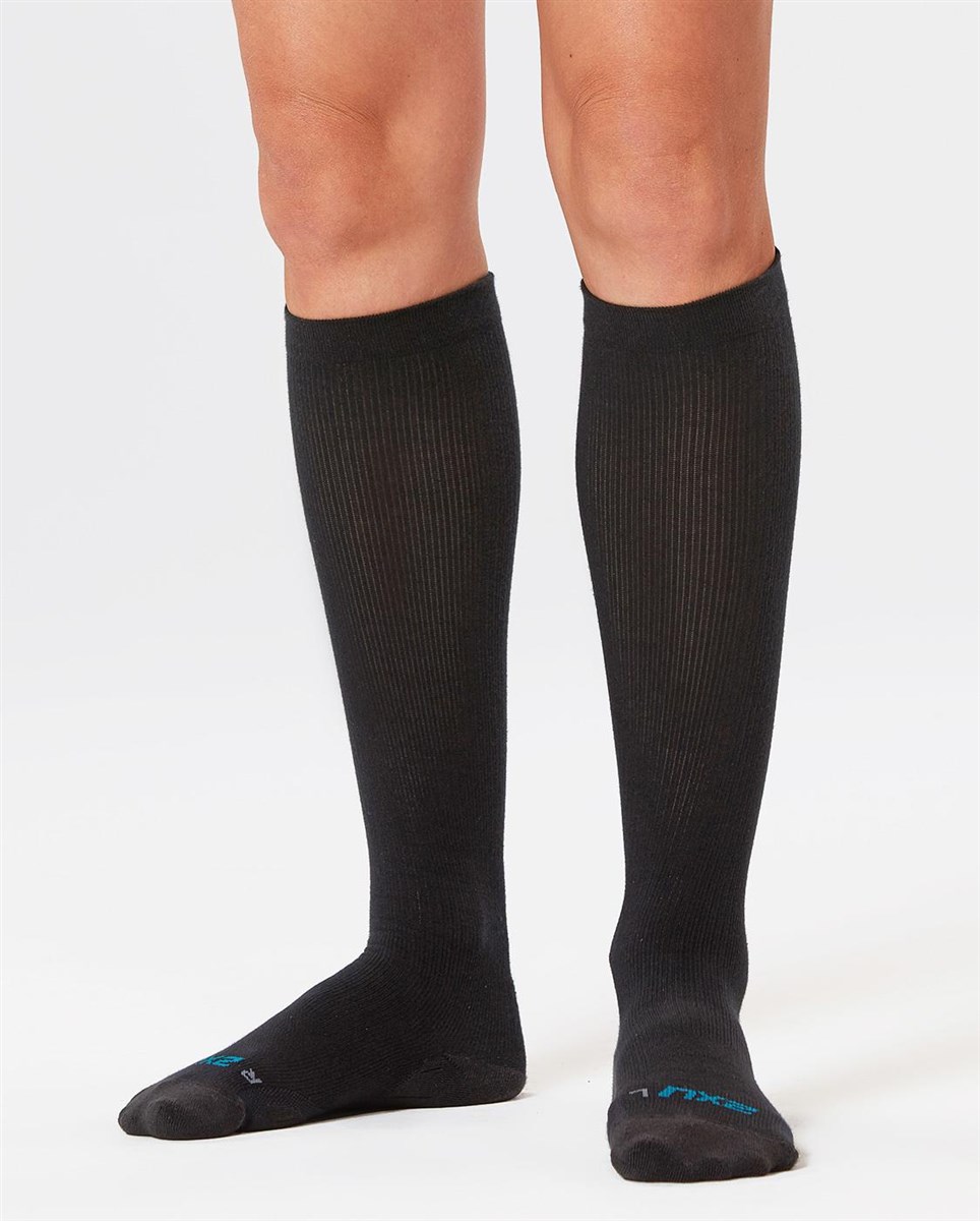 2XU 24/7 Womens Compression Sock product image