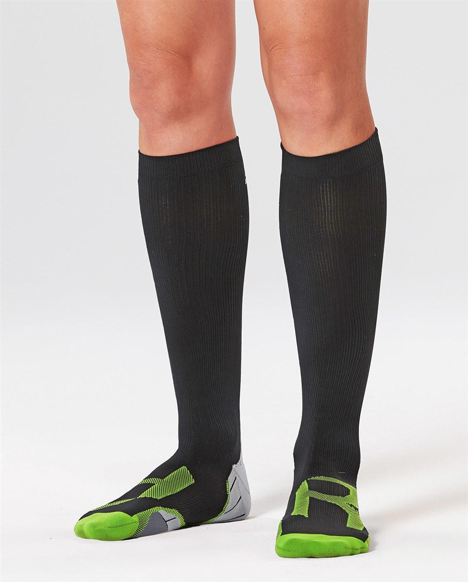 2XU Womens Compression Recovery Socks product image