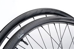 Zipp 202 NSW Carbon Clincher Tubeless Disc Brake Center Lock 24 Spoke Road Wheel