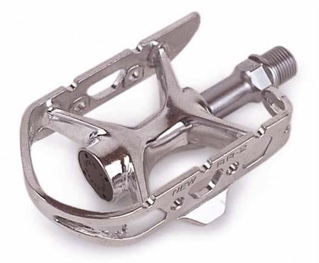 cage pedals for road bikes