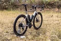 road timemachine bmc three bike tredz match