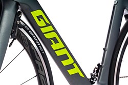 Giant Propel Advanced 2 2020 - Road Bike