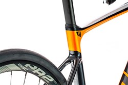 Giant Defy Advanced 2 2020 - Road Bike