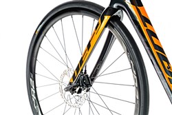 Giant Defy Advanced 2 2020 - Road Bike