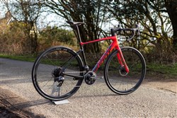 Giant Defy Advanced Pro 1 2020 - Road Bike