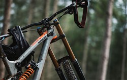 Saracen Myst Team 29" Mountain Bike 2020 - Downhill Full Suspension MTB