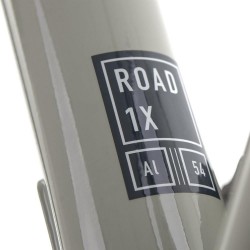 R1 2022 - Road Bike image 6