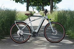 Cube Touring Hybrid Pro 625 2022 - Electric Hybrid Bike