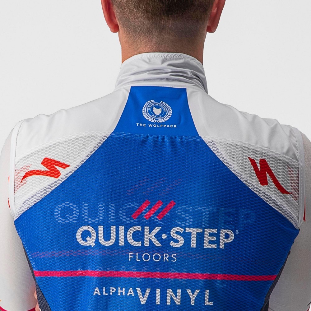 Quick-Step Alpha Vinyl Pro Team Pro Light Wind Cycling Vest image 2