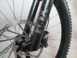 Turbo Levo Expert Carbon - Nearly New - XXL 2022 - Electric Mountain Bike image 10