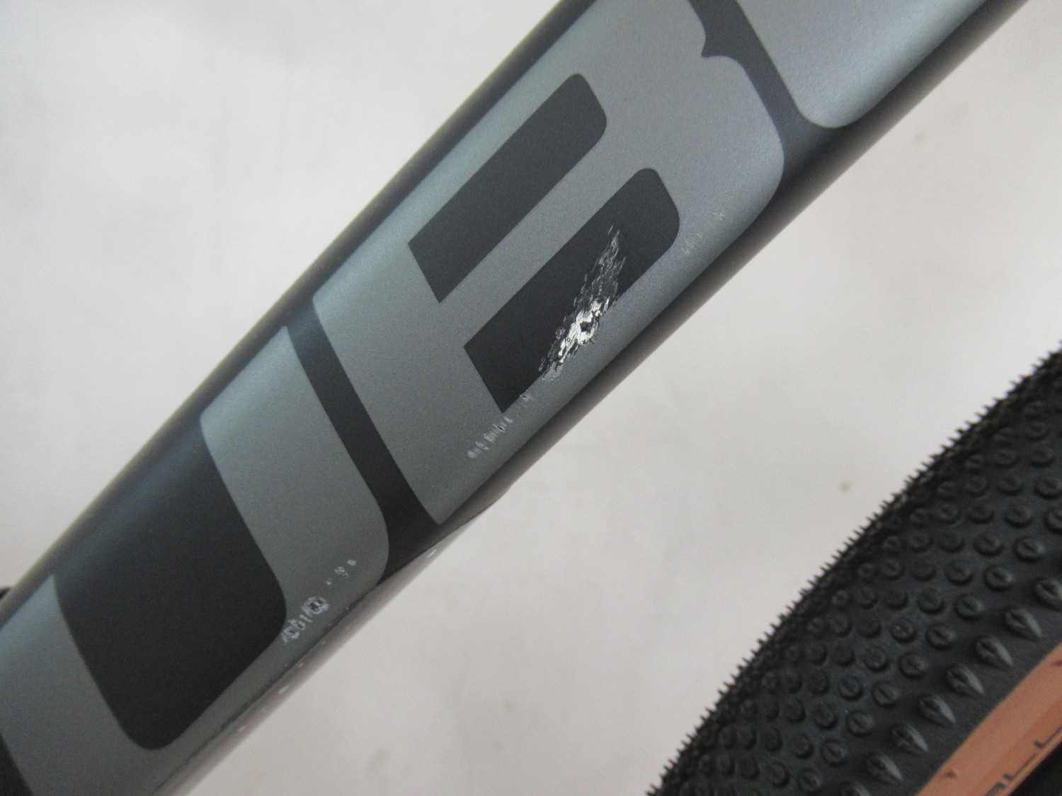 Cube Nuroad Pro Nearly New L 2023 Gravel Bike Tredz Bikes