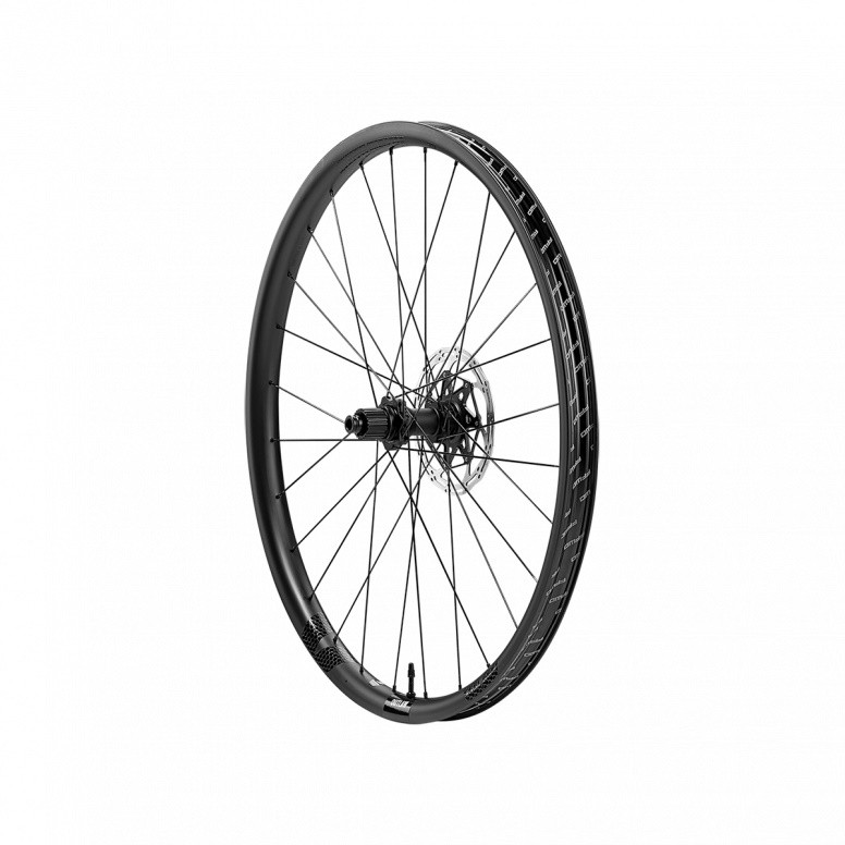 Outlaw FFC Boost 15/12mm Carbon Tubeless Ready Road Wheelset image 2