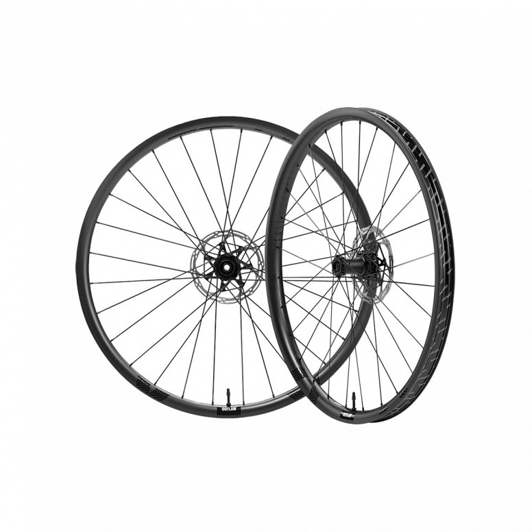 Fast Forward Outlaw FFC Boost 15/12mm Carbon Tubeless Ready Road Wheelset product image