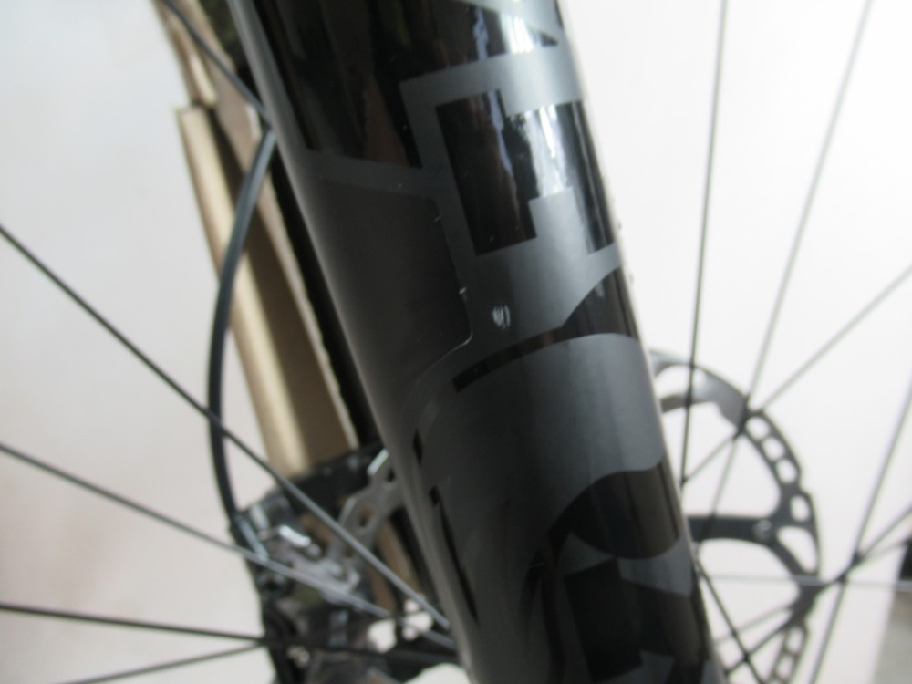 Genius 910 - Nearly New - L 2023 - Enduro Full Suspension MTB Bike image 1