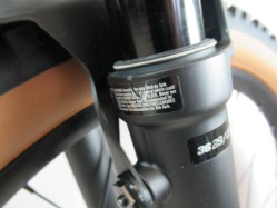 Genius 910 - Nearly New - L  2023 - Enduro Full Suspension MTB Bike image 3