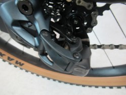 Genius 910 - Nearly New - L  2023 - Enduro Full Suspension MTB Bike image 7