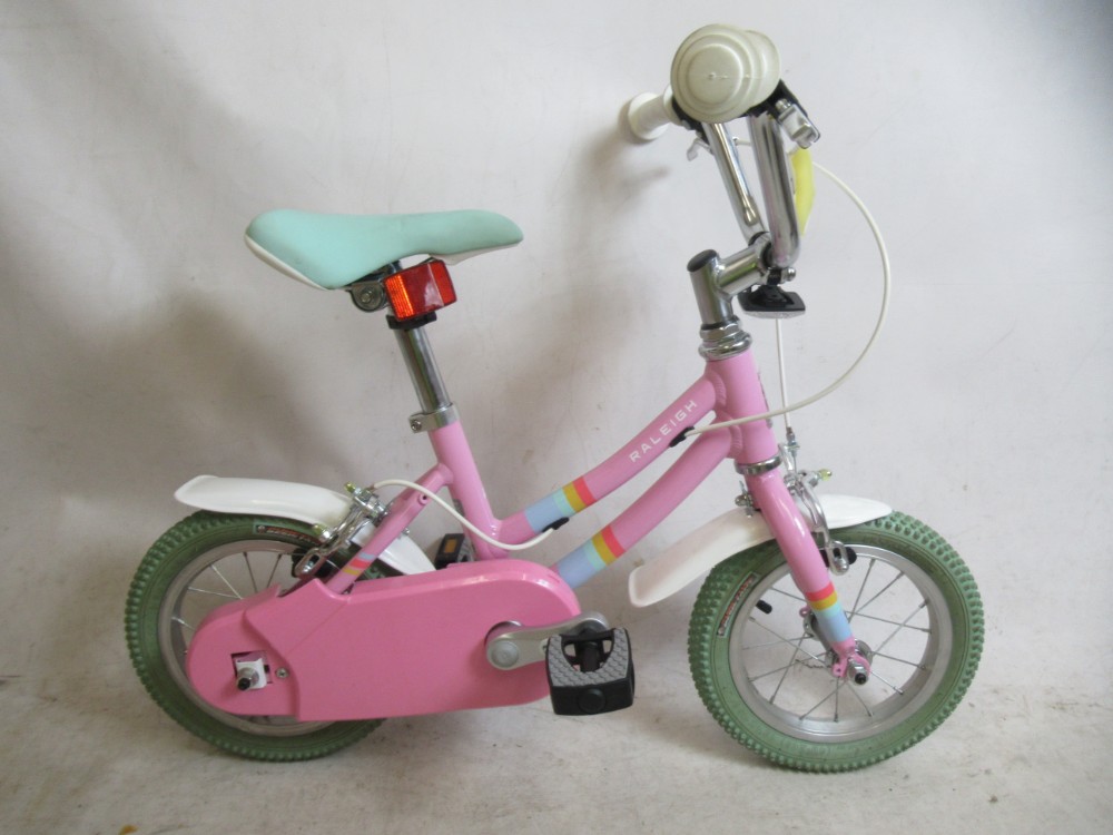 Pop 12w Pink - Nearly New 2023 - Kids Bike image 1