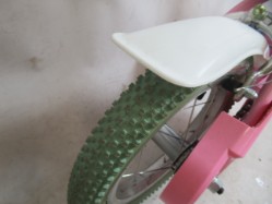 Pop 12w Pink - Nearly New 2023 - Kids Bike image 4