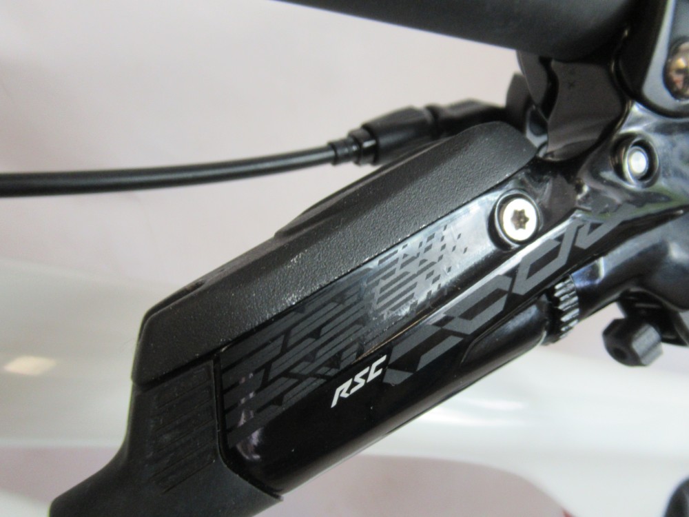 Stumpjumper EVO Pro - Nearly New – XL 2023 - Trail Full Suspension MTB Bike image 1