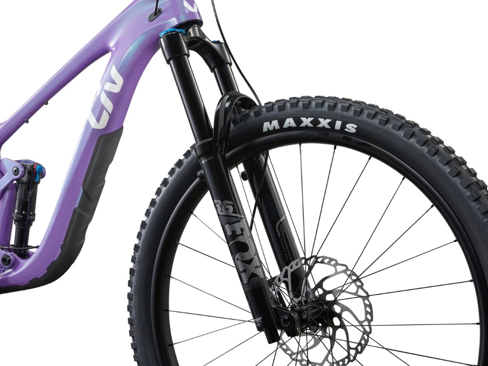 Intrigue X Advanced 2 Mountain Bike 2025 - image 2