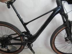 Spark 970 29" - Nearly New - M 2023 - Trail Full Suspension MTB Bike image 8