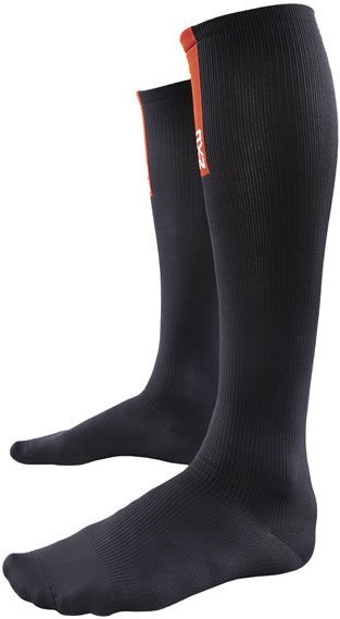 2XU Compression Socks for Recovery product image
