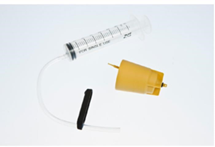 Shimano TL-BT03S Disc Brake Bleeding Kit with Syringe & Reservoir Funnel product image
