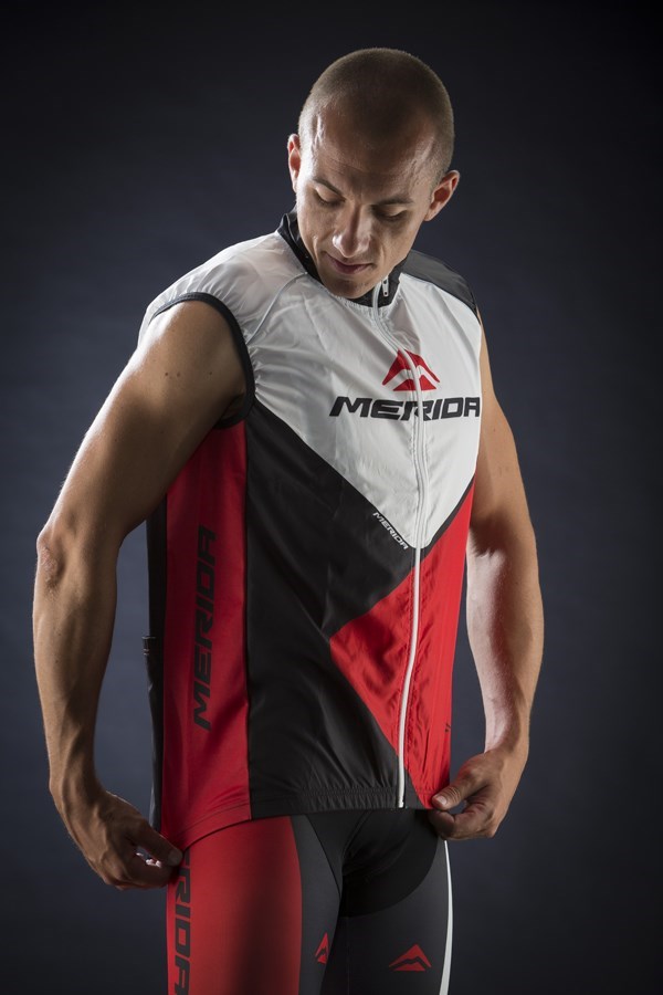 Merida Red Trieste Design Wind Cycling Vest 2014 product image